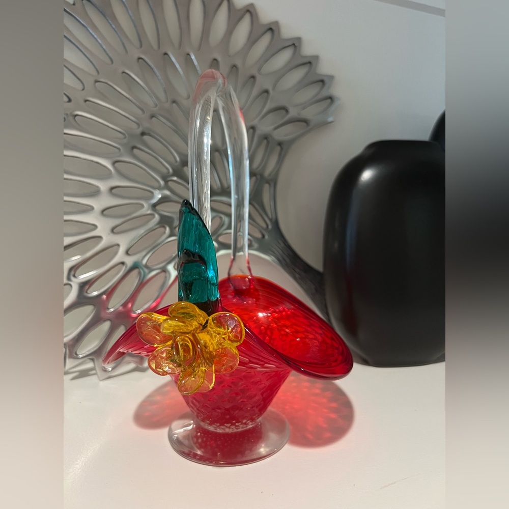 Art Glass Vitrant Red Basket Controlled Bubbles Decorative Flower Stamped